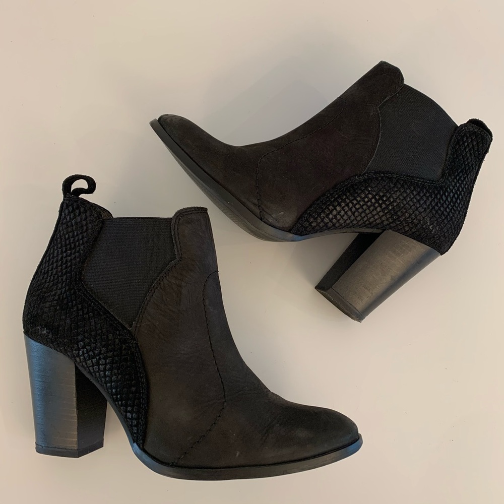 Seychelles Black Leather Booties
